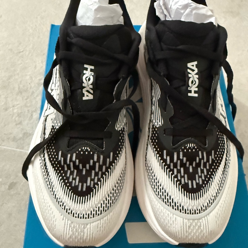Hoka Skyflow in Black and White Athletic Sneakers. These are an 8.5 WIDE